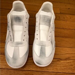 White Maison Margiela Gats